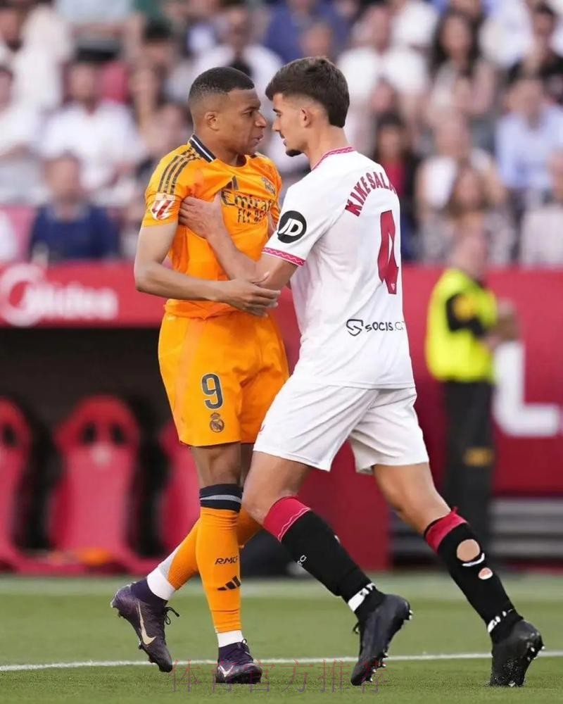 马卡:姆巴佩和纳赛尔矛盾升温 皇马与他们没接触 马卡:姆巴佩和纳赛尔矛盾升温 皇马与他们没接触